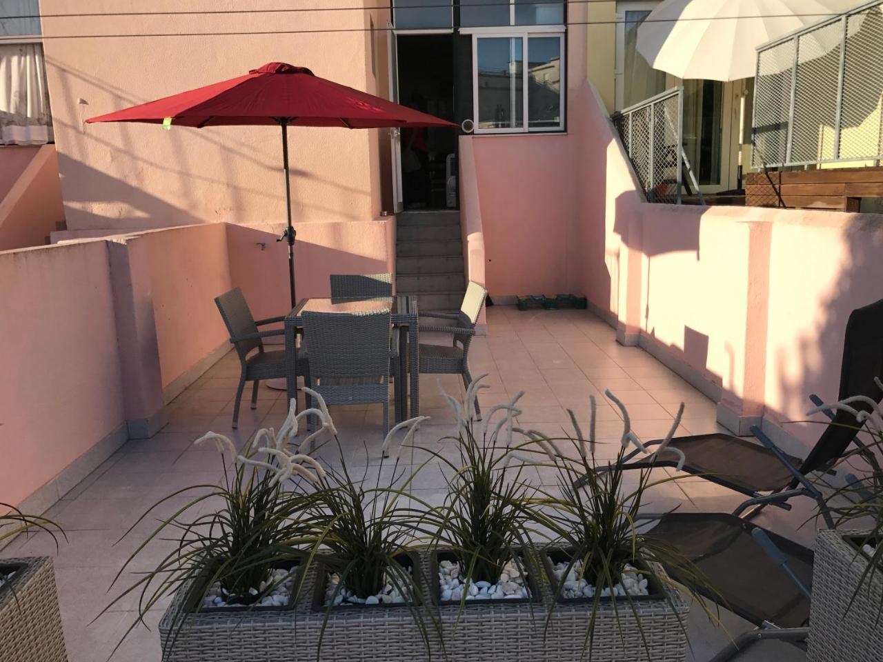 Sete Rios, Near Zoo Lisboa/ Free Wifi