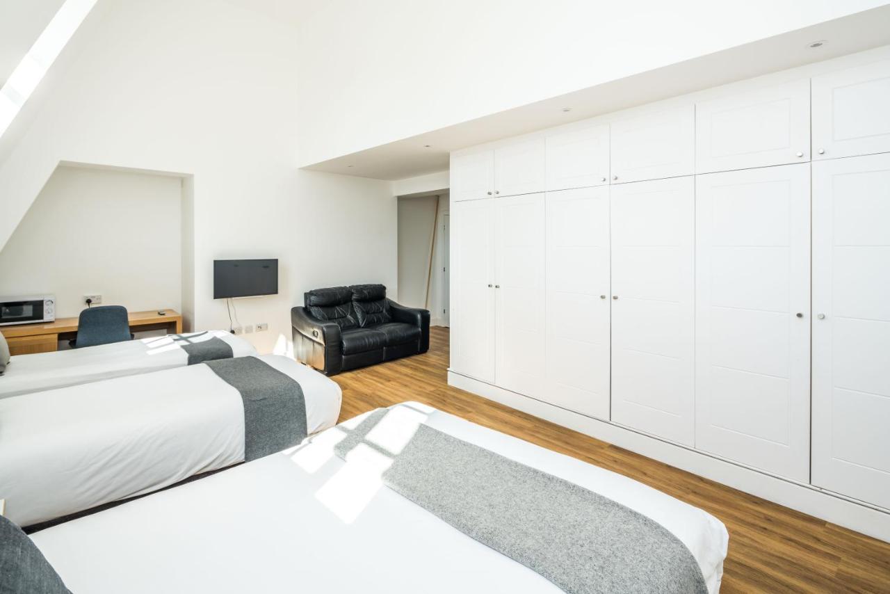 Greenwich Family Stay 1