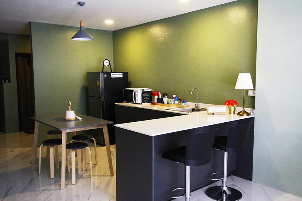 398 Hostel 1