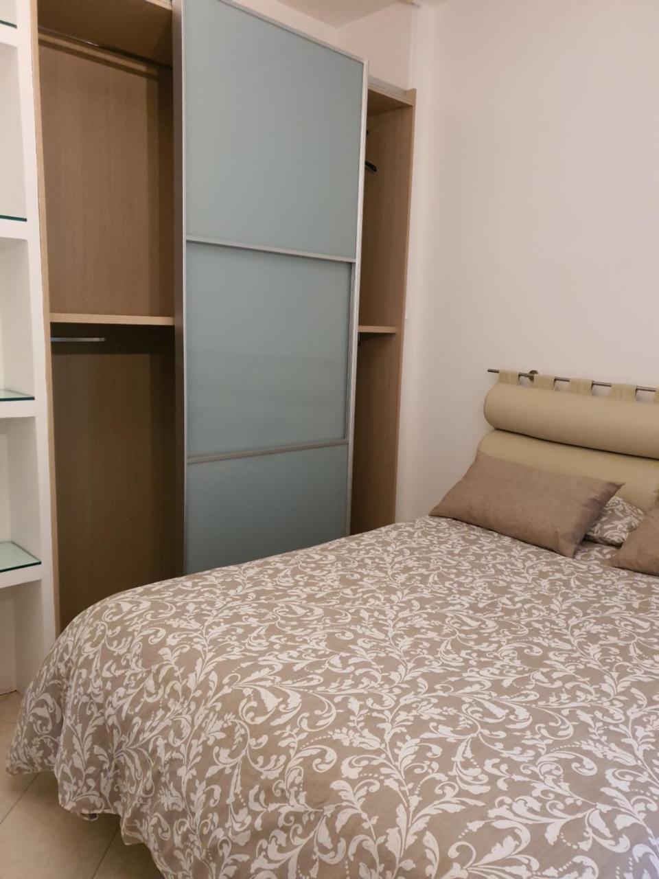 B&B Odeon 2