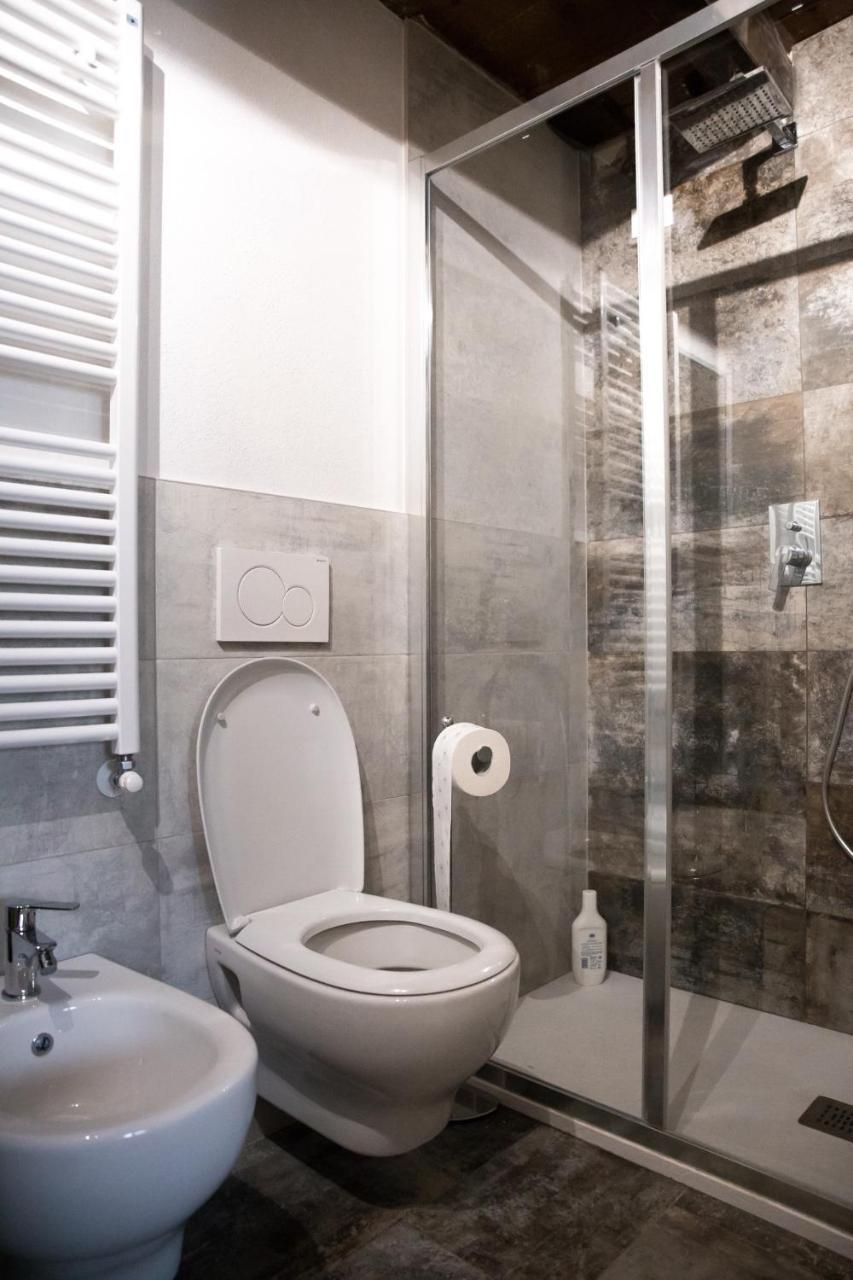 B&B Sopra Il Portico 1