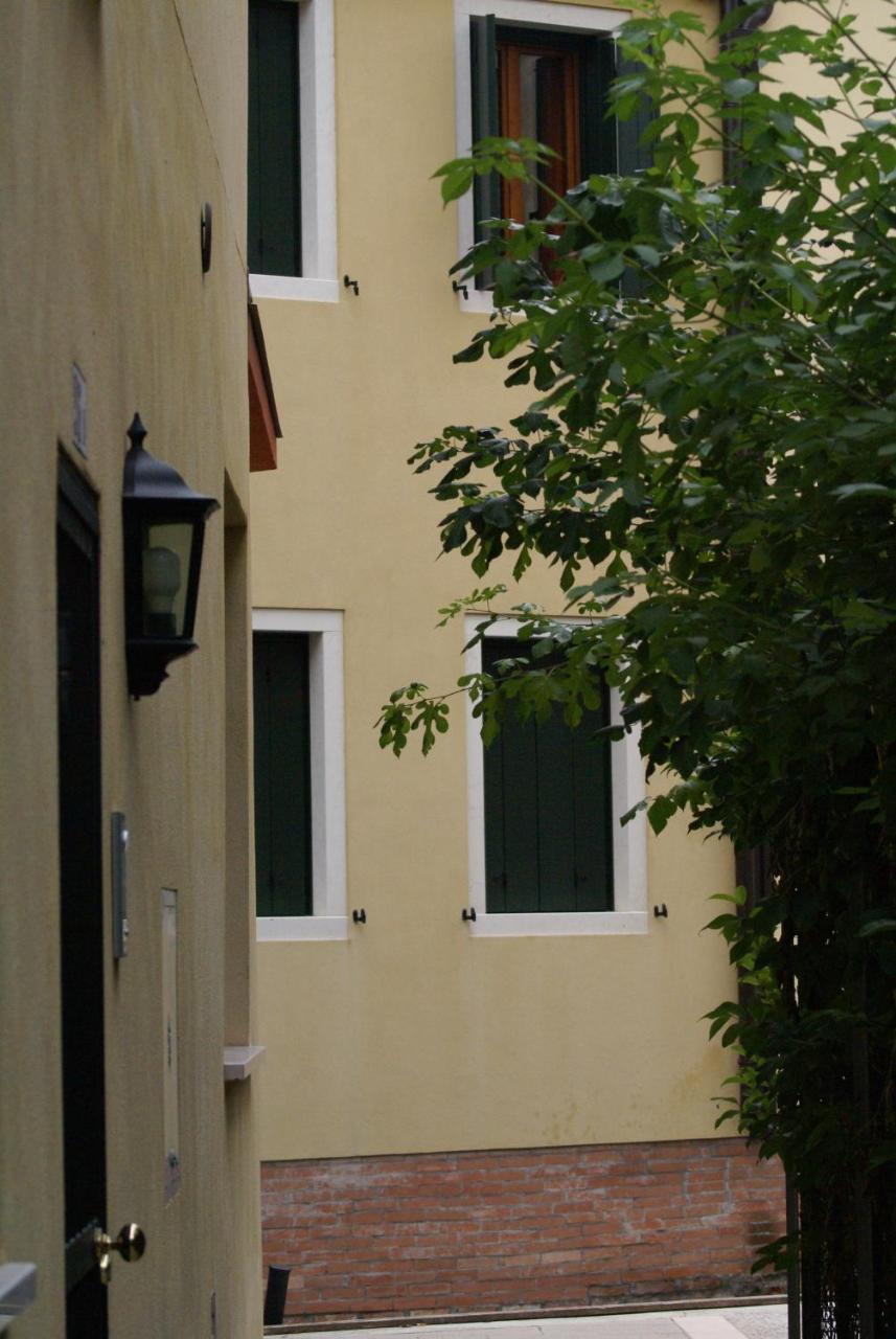 Lagoon Apartment 2