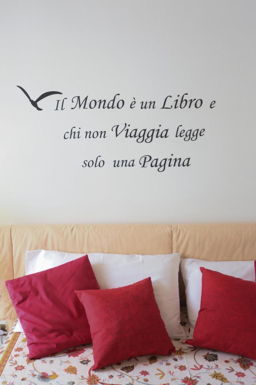 Caracciolo Lounge 1