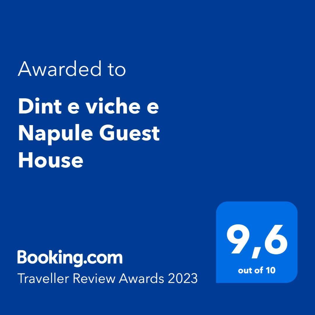 "Dint E Viche E Napule" Guest House