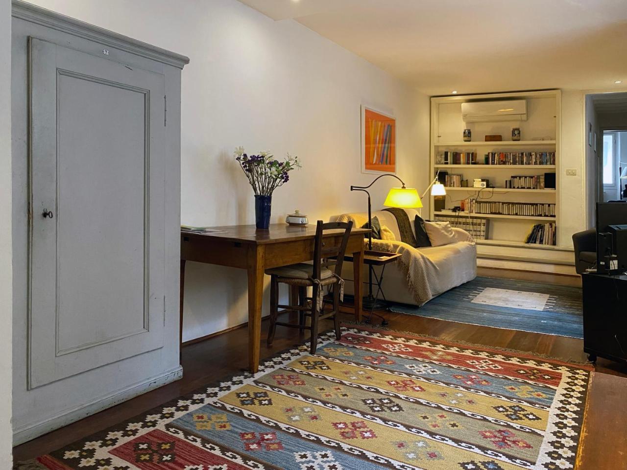 Grand Piano Apartment 2