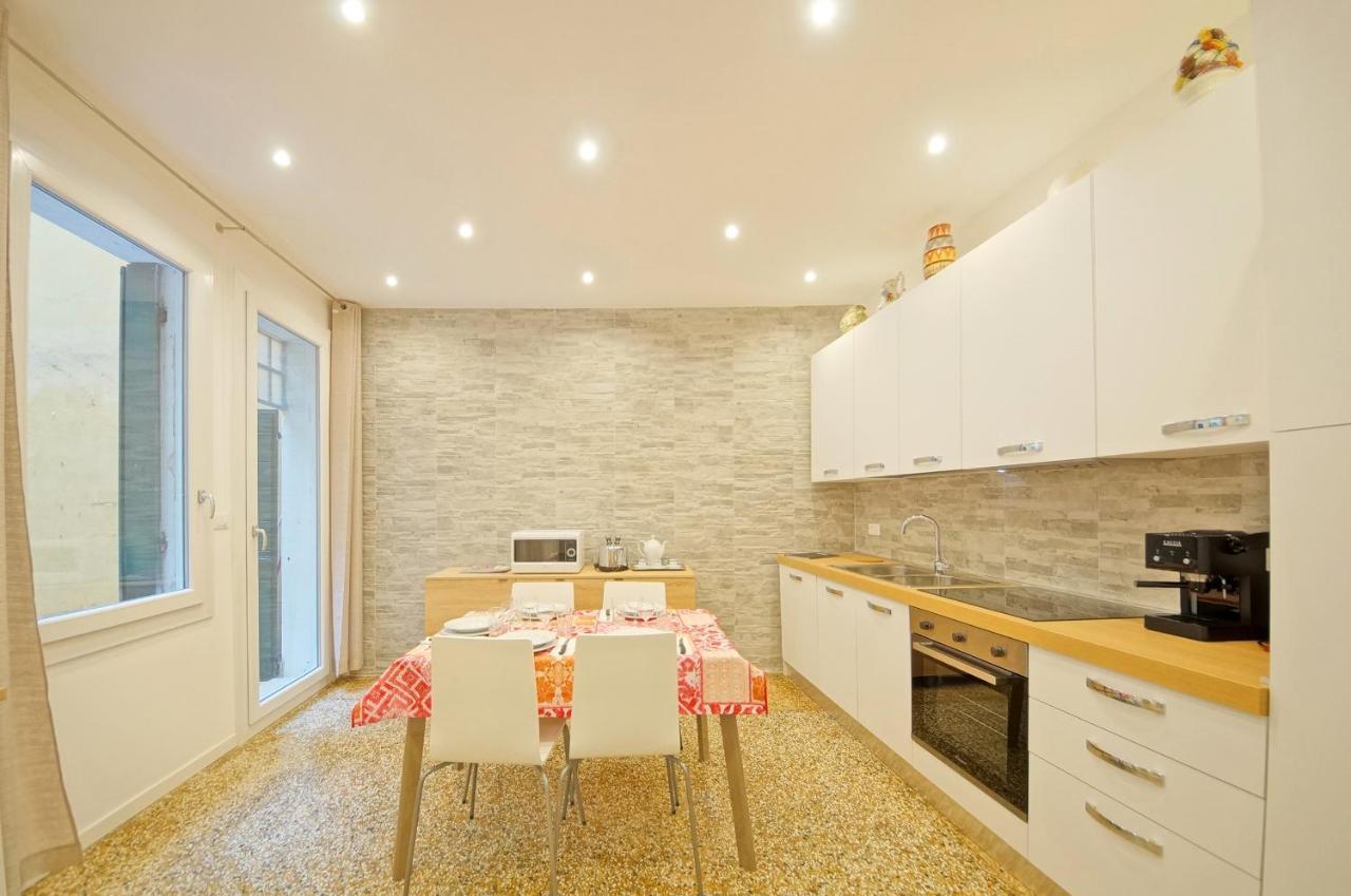 Dolcevita Apartments N 374 1