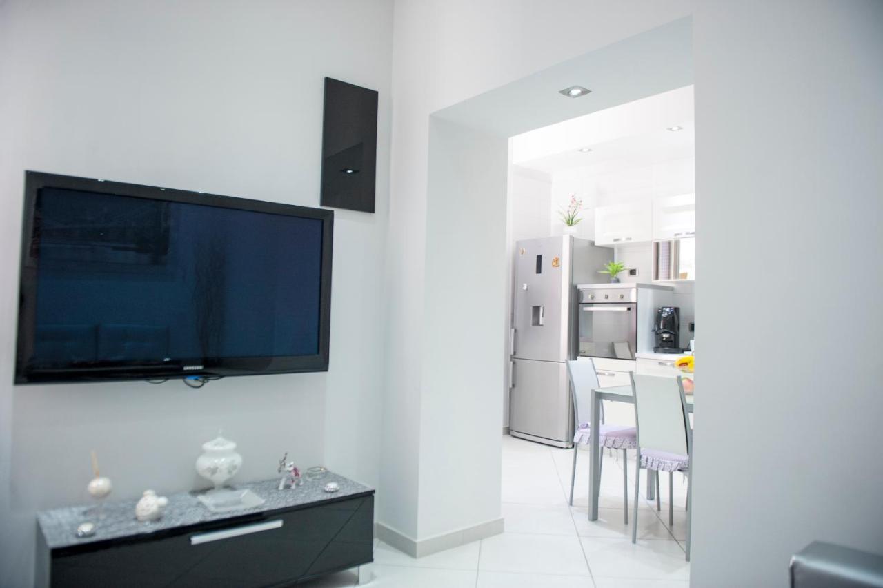 Maiorani Home 1