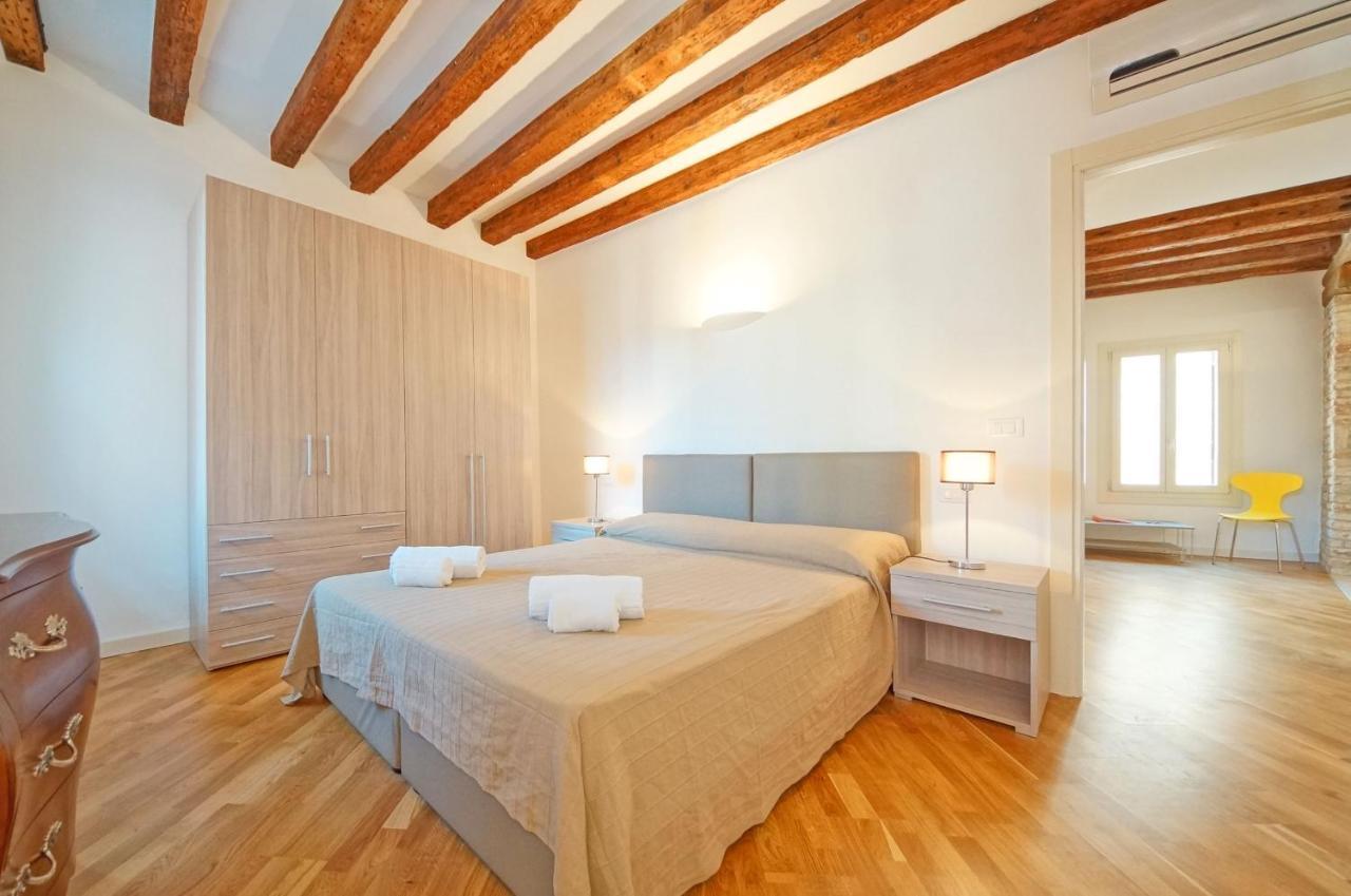 Dolcevita Apartments N 393