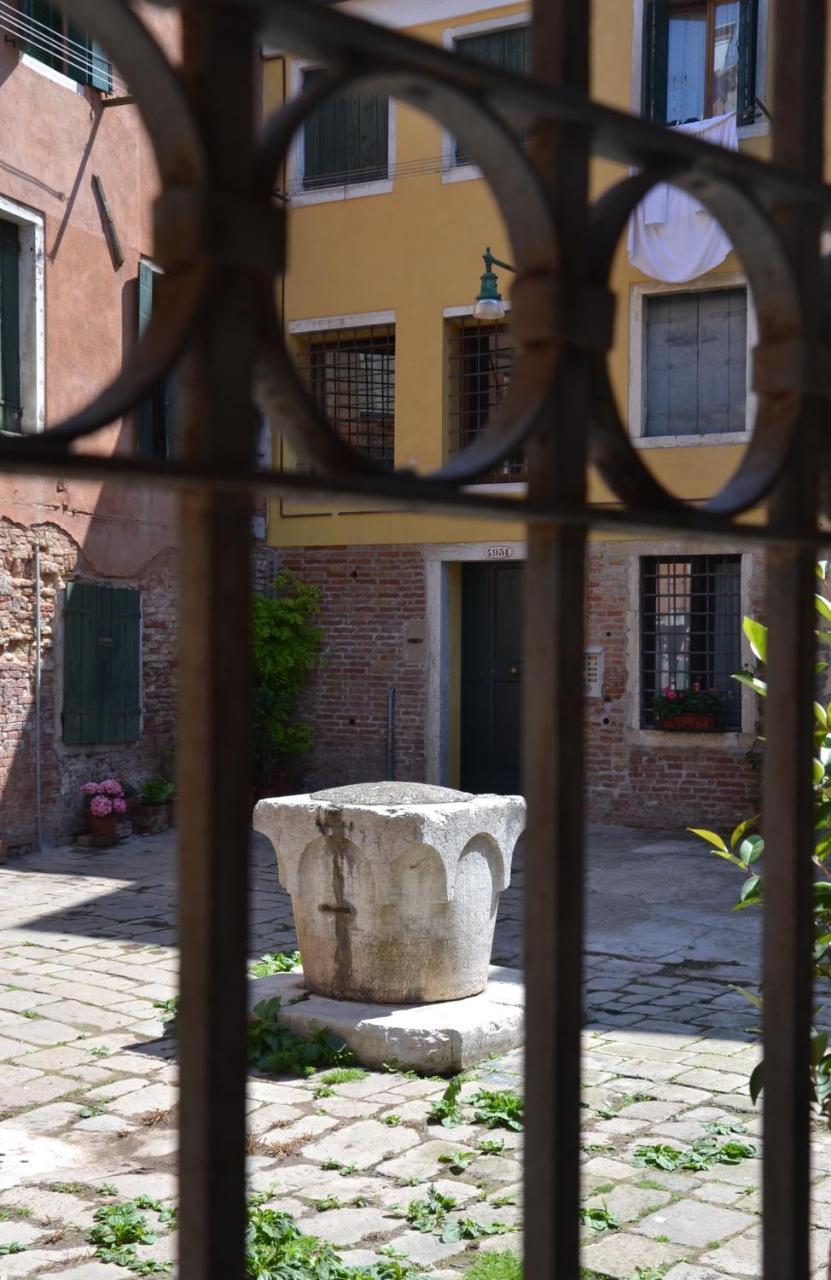 Castello 5888 B, Santa Marina, Calle Marcello, Canale 1