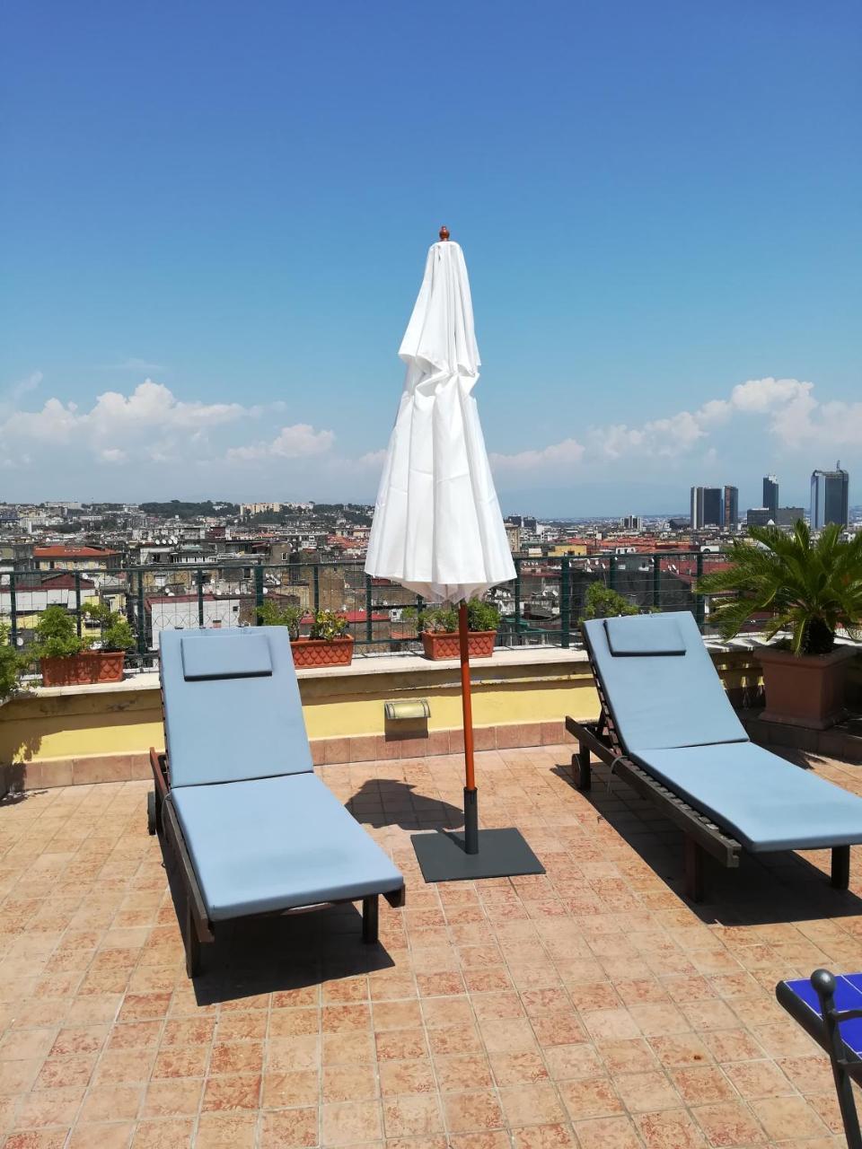 A Wonderful Penthouse in Naples 1