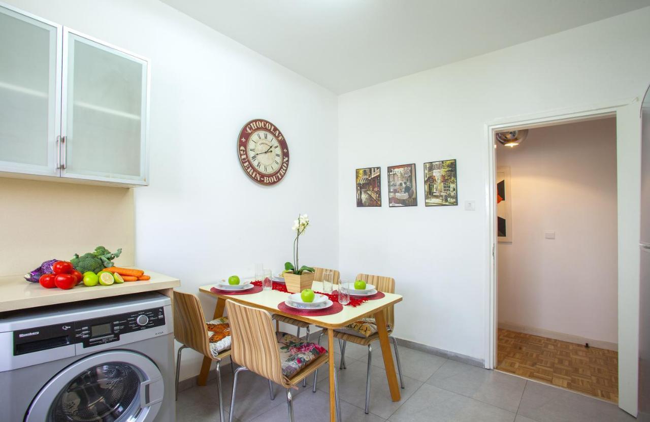 Omerou Apartment 1