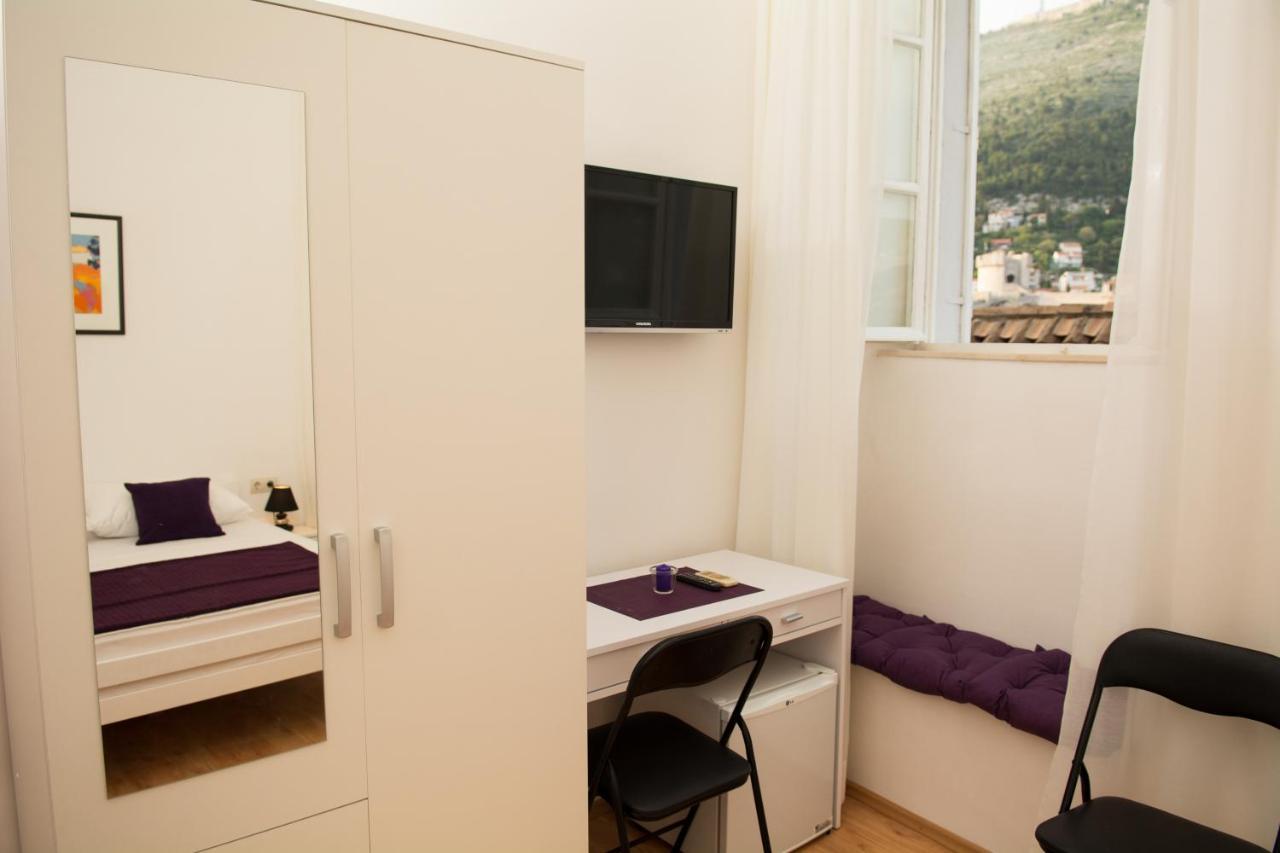 Room Placeforyou 2