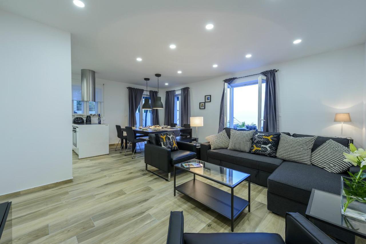 Apartment Allure 2