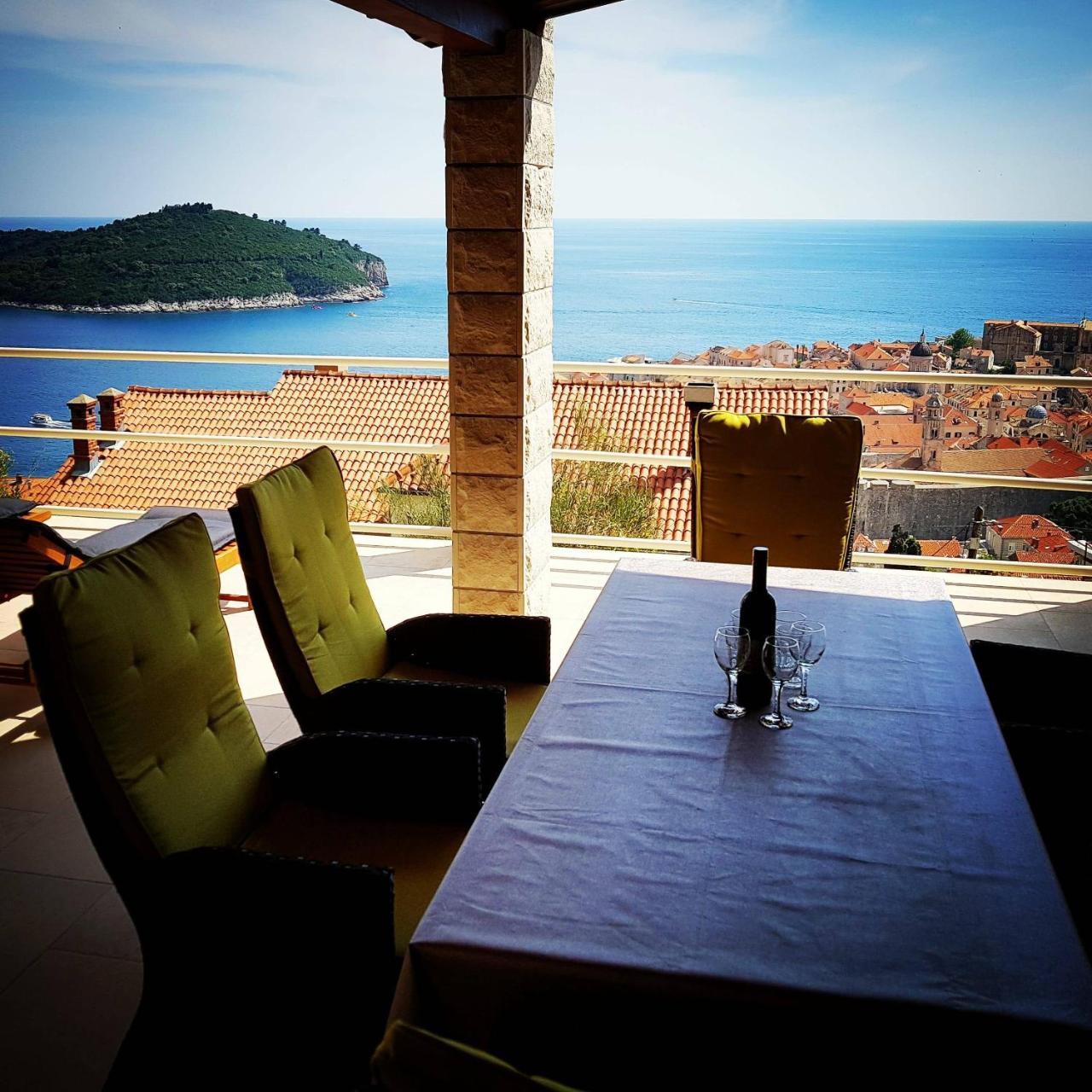 Old Town & Sea View 2