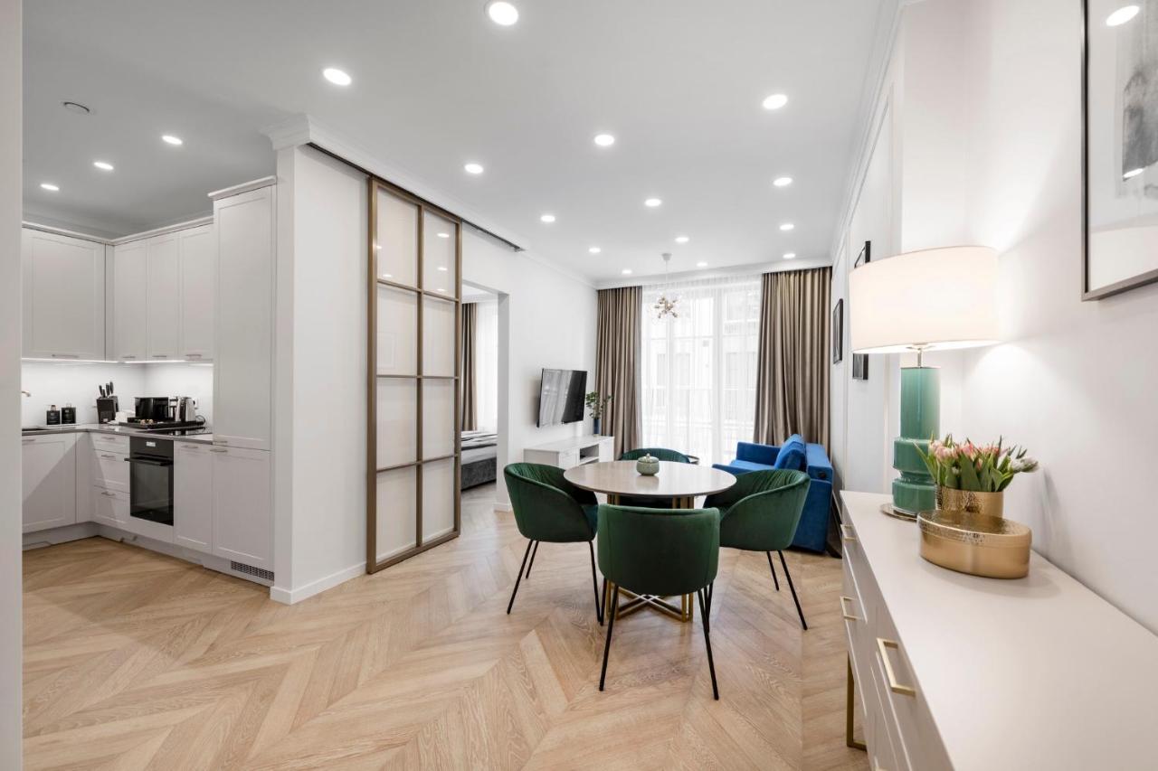 Aula Apartments