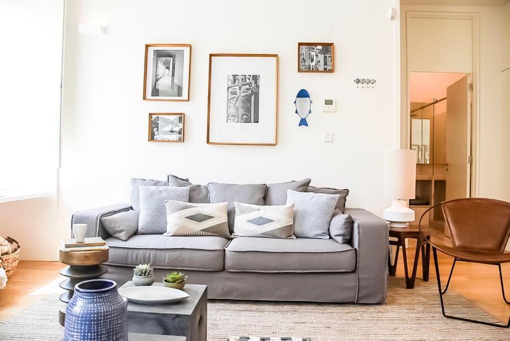 Luxury And Beautiful Apartment in Chiado 1