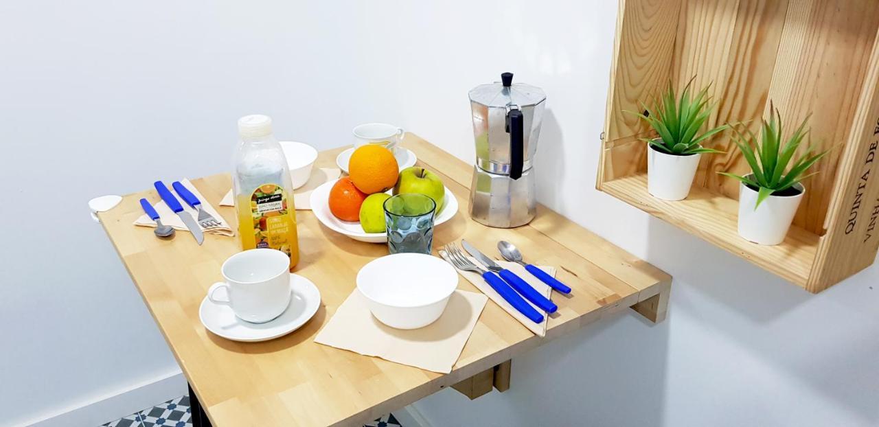 * 5 Star Apartment in Historic District * Walk 2 Alfama! 1