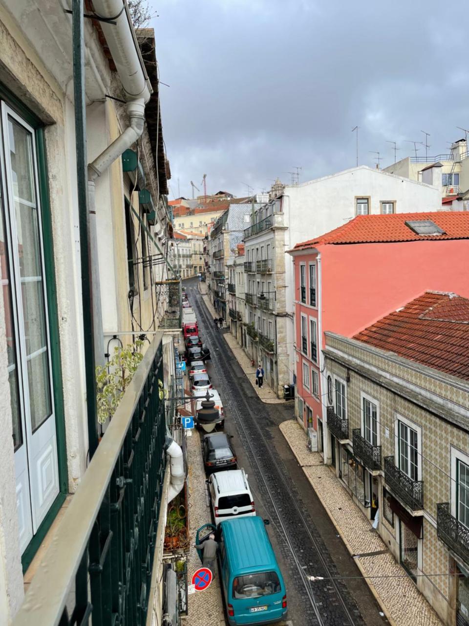 Beautiful Apartment Downtown Lisbon 2