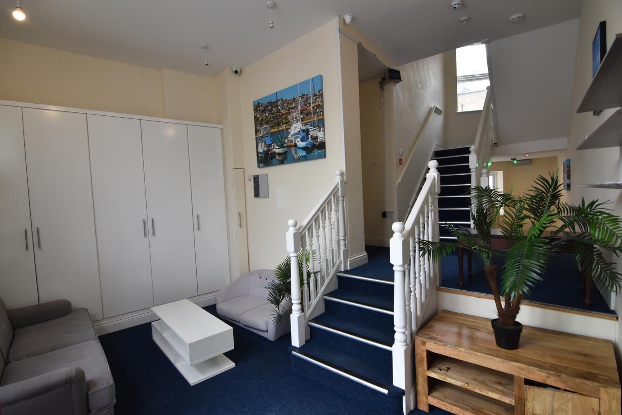 Bright Room 2