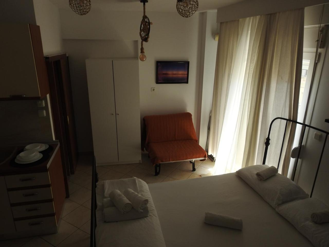 Konstantinos's Luxury Studio 2