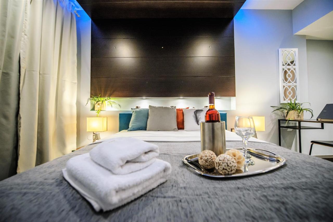 One of a Kind Luxury Apartment in City Center Near Helexpo 1