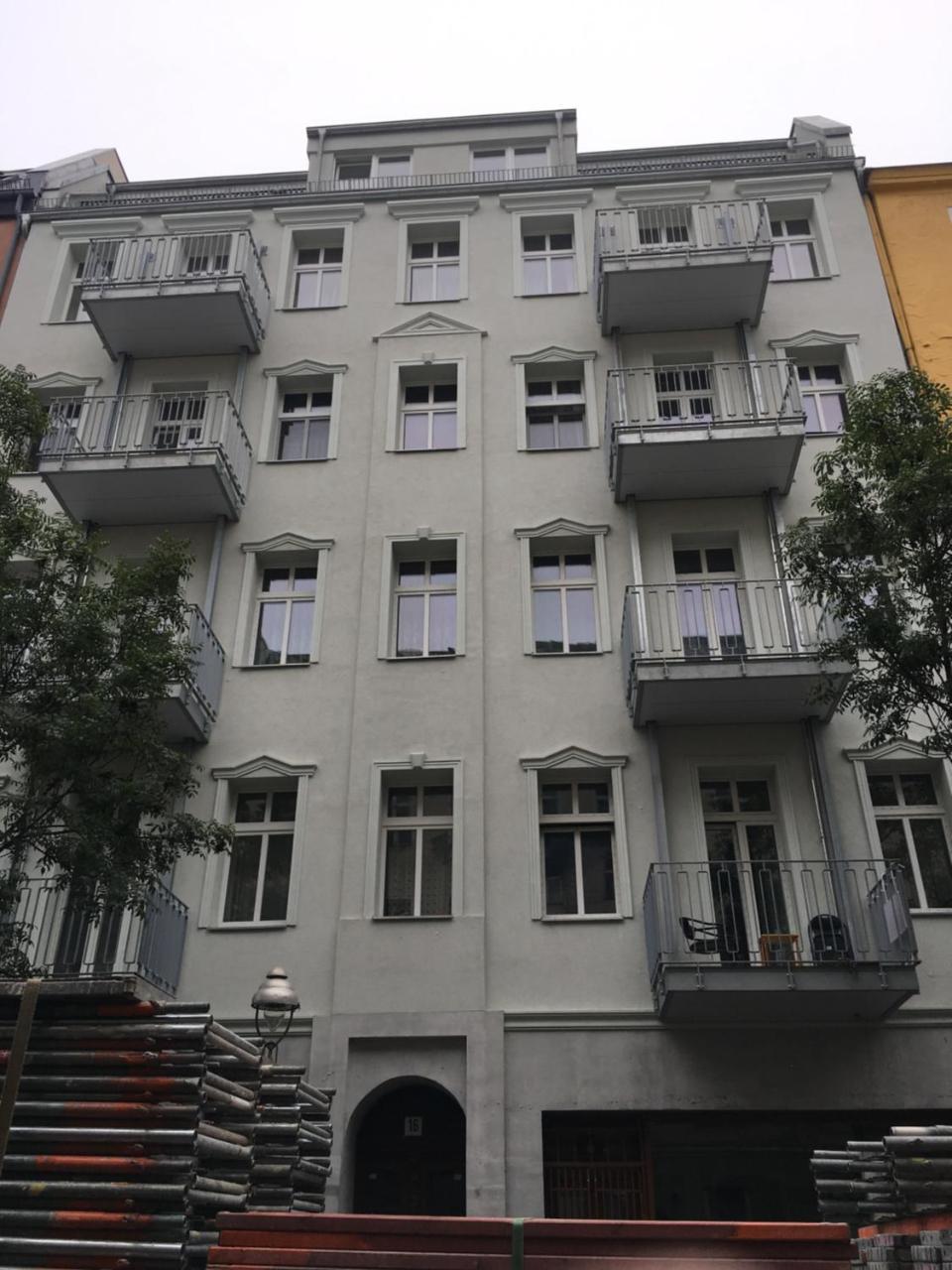 Magnificent Turn of Century Flat (Legal) 1