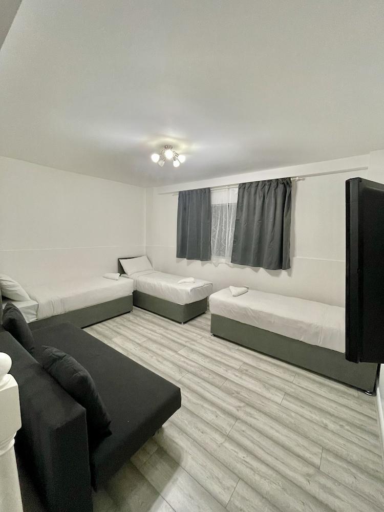 Citymax Aldgate Studios 1