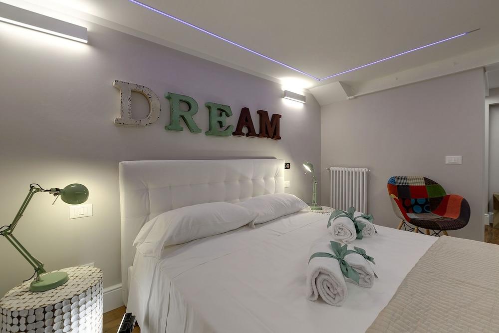 Mamo Florence - St. Elizabeth Loft Apartment 1