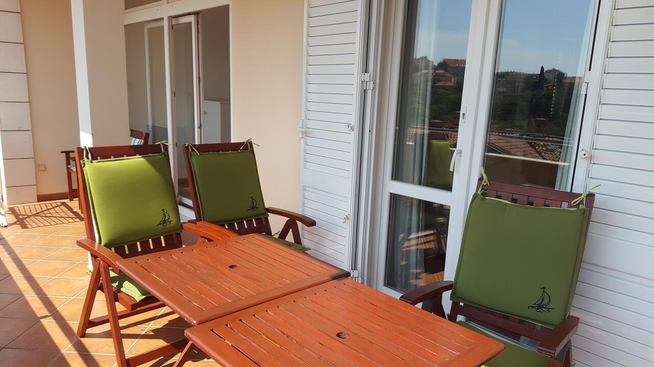 Apartments Laus 2
