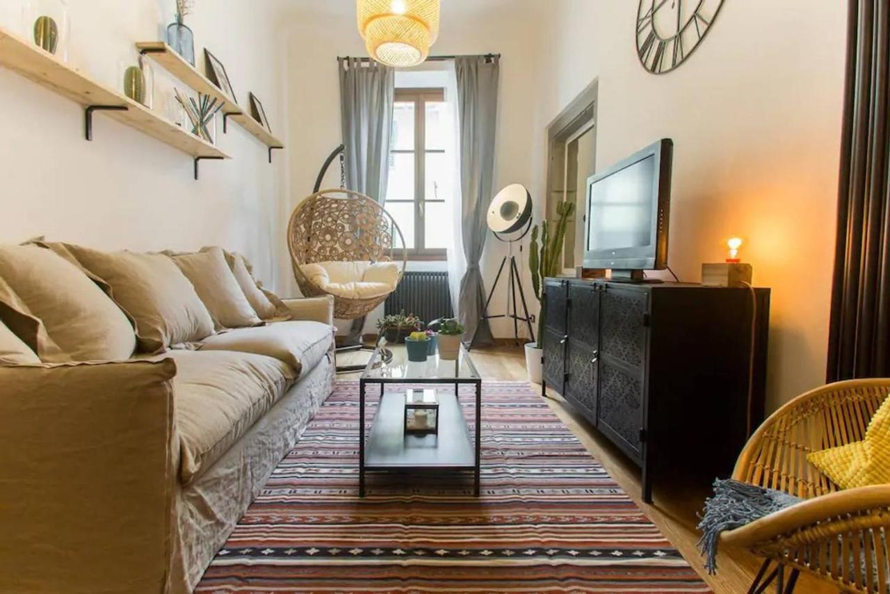 Step To Duomo And All the Sights From Refurbished Apartment 2