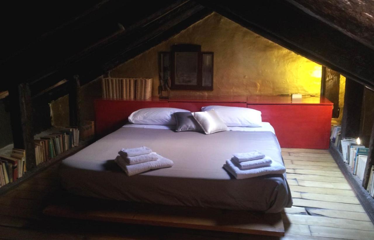 Mariangela Artist's Lodge 2