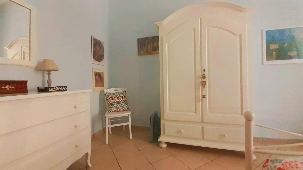 Casa Vacanze "Donna Manu', Tra Stazione Centrale, Metro E Aeroporto Turismo Culturale 2