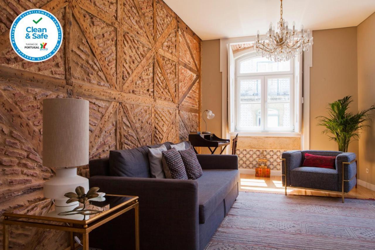 Alfama Baixa Spacious And Bright Apartment Blends the Historic And the Contemporary 2 Bedrs & 2 Bathrs AC 18th Century Building