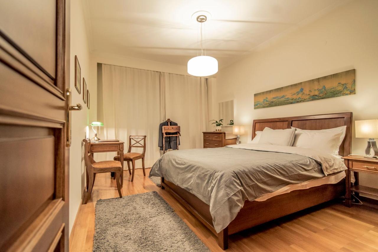 Elegant Supercentral Apartment 1