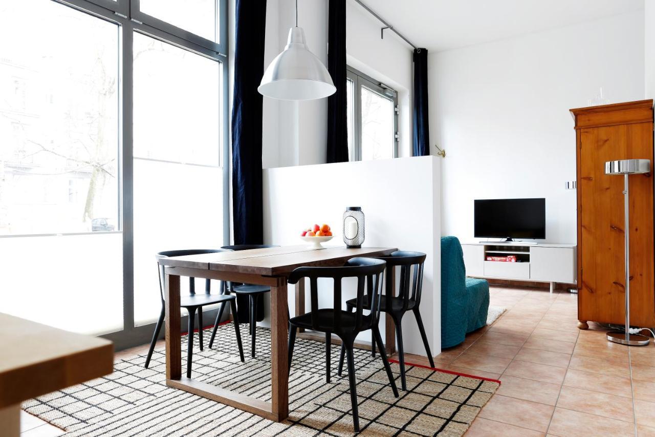 Apartment Swine in Mitte - Cozy Family & Business Flair Welcomes You - Rockchair Apartments