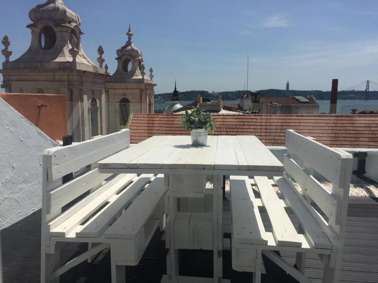A Terrace on a Topfloor with a View 1