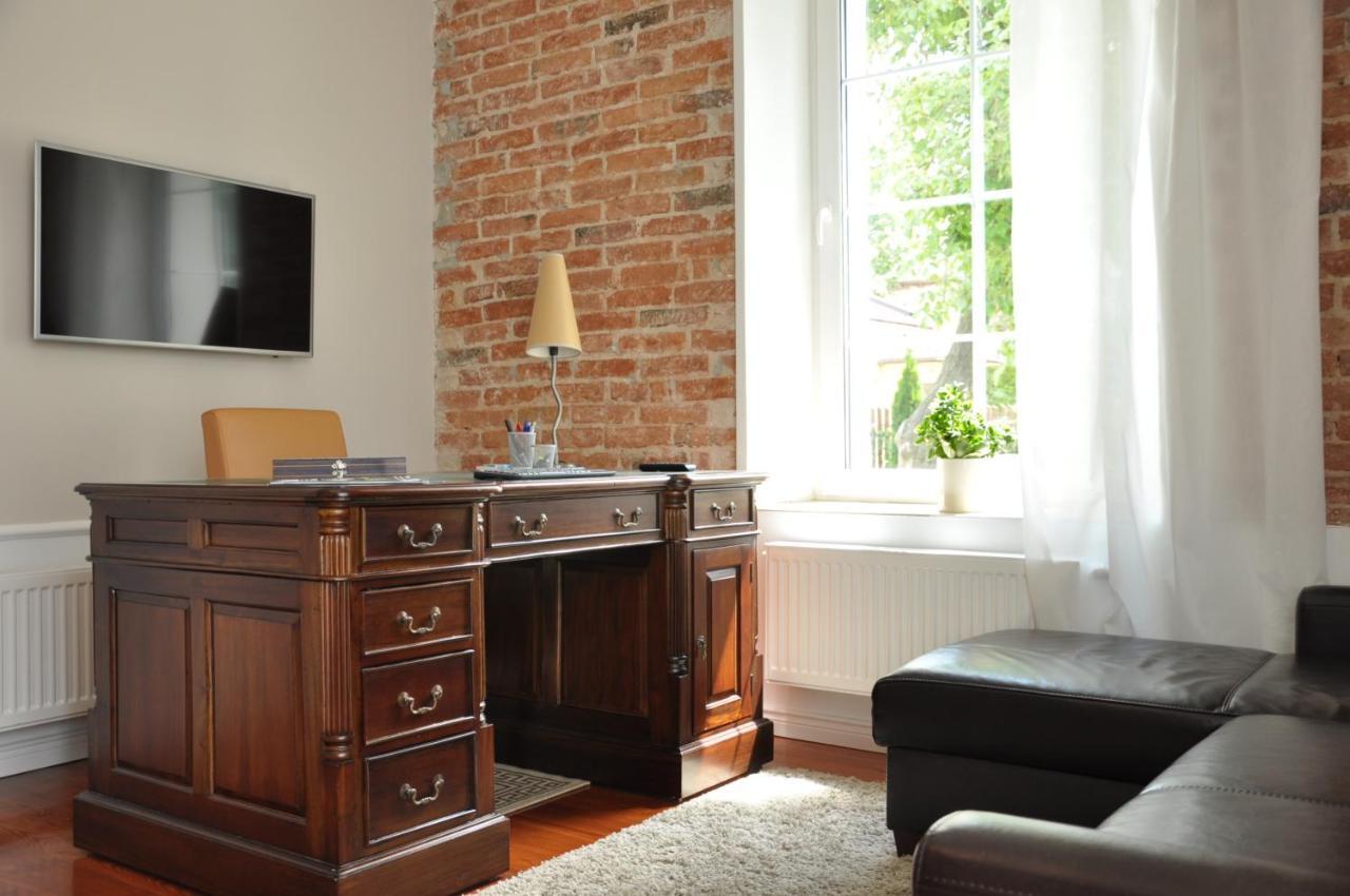 Be Well 3-Rooms Apartment with Parking And Garden