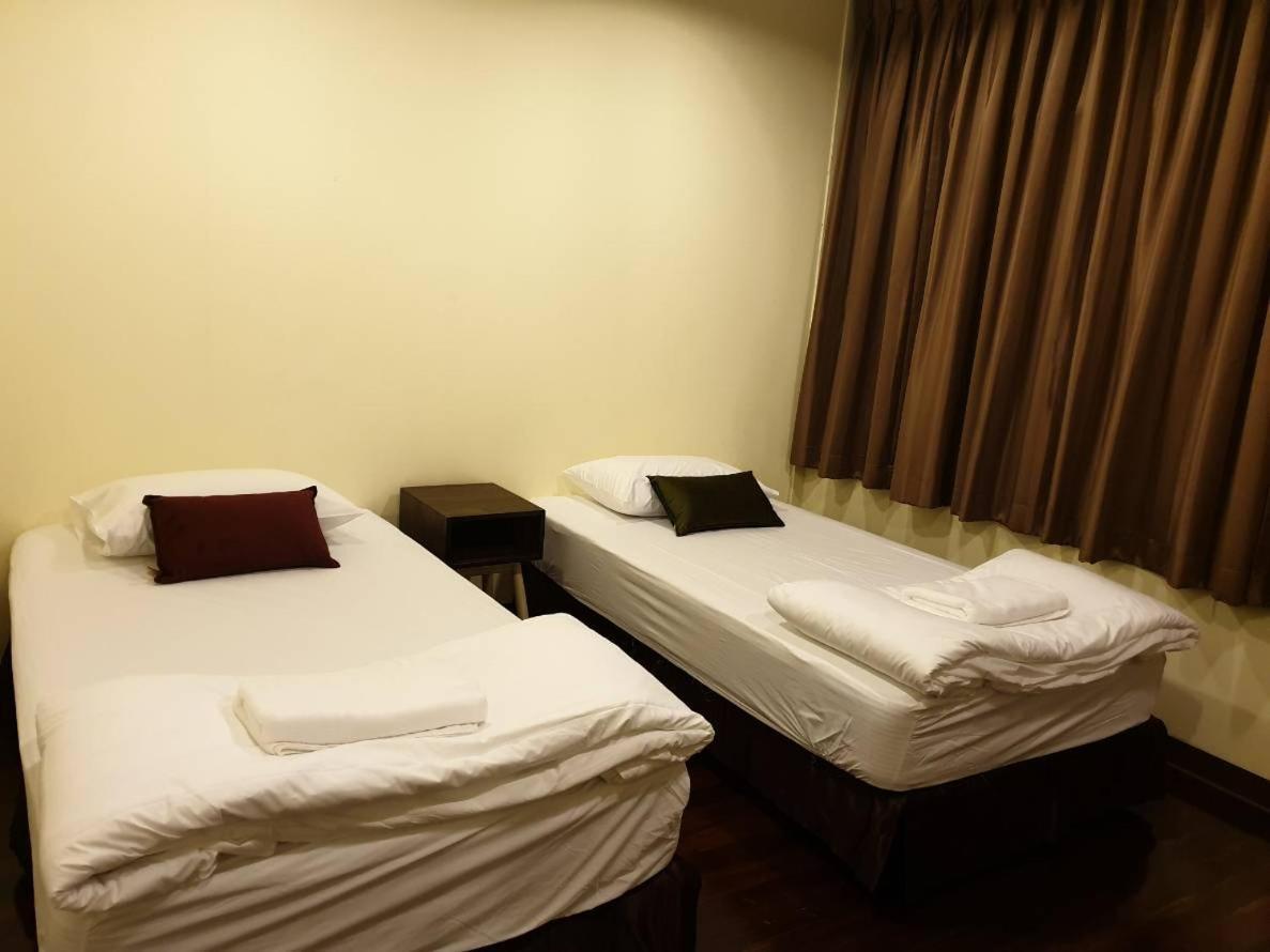 Papermoon Guesthouse 1