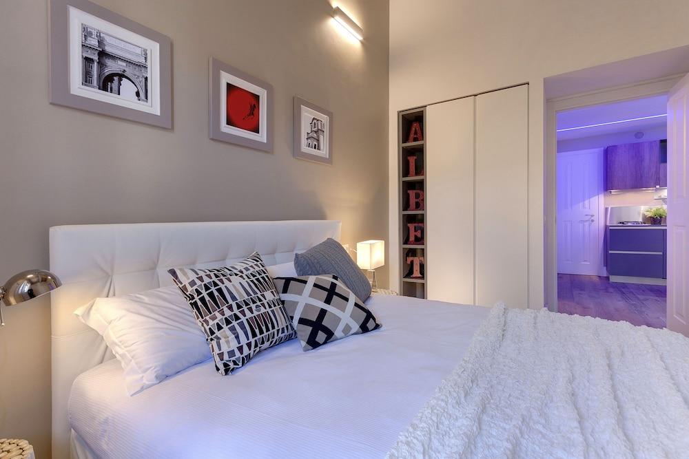 Mamo Florence - St. Elizabeth Tower Apartment 1