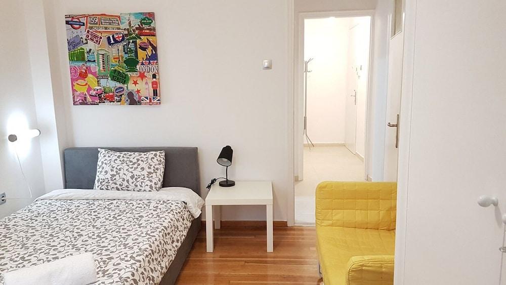 Erra - Yellow - Studio - Athens Center,30m²,1 Bd,1 Bath