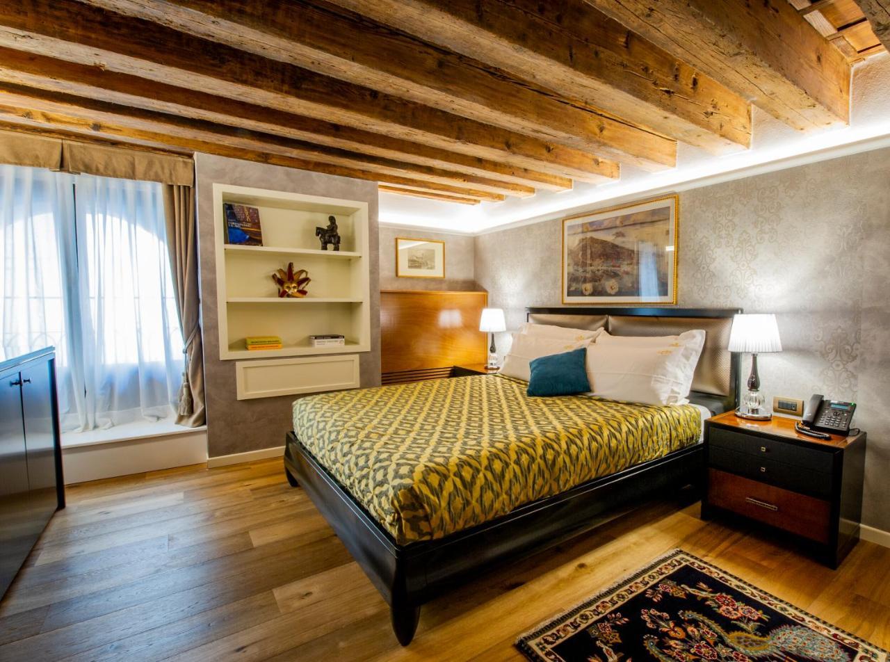 Ego' Residence