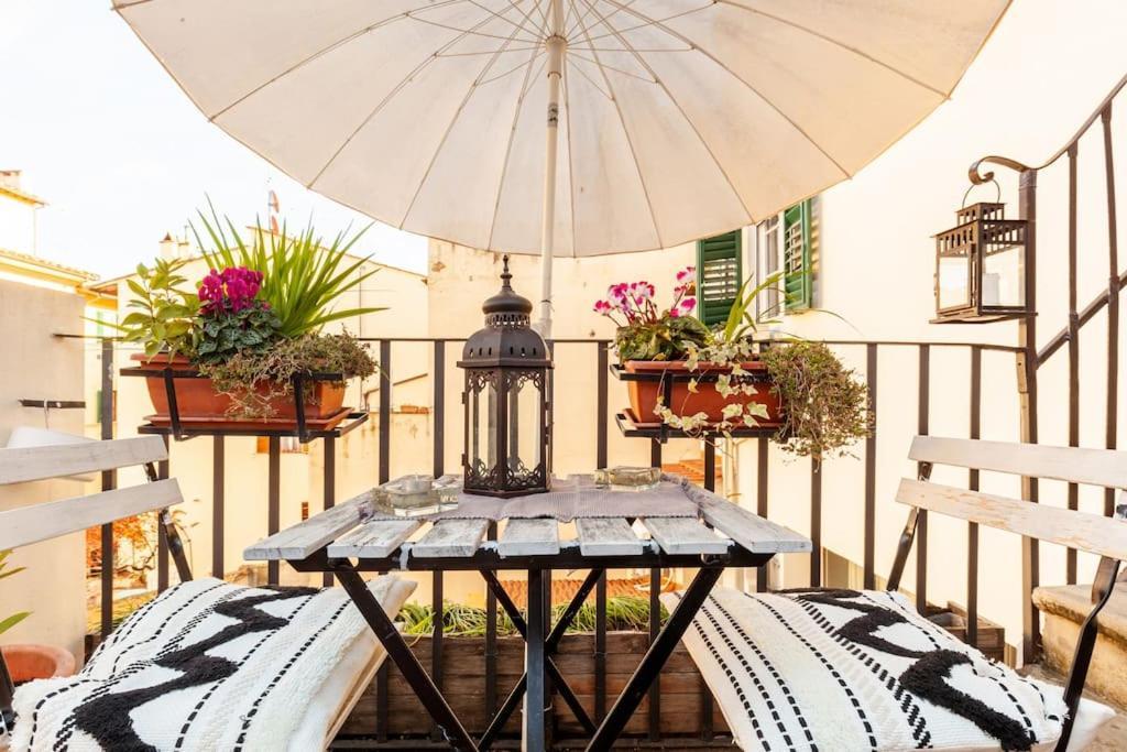 House of Happy Hours with Terrace 1
