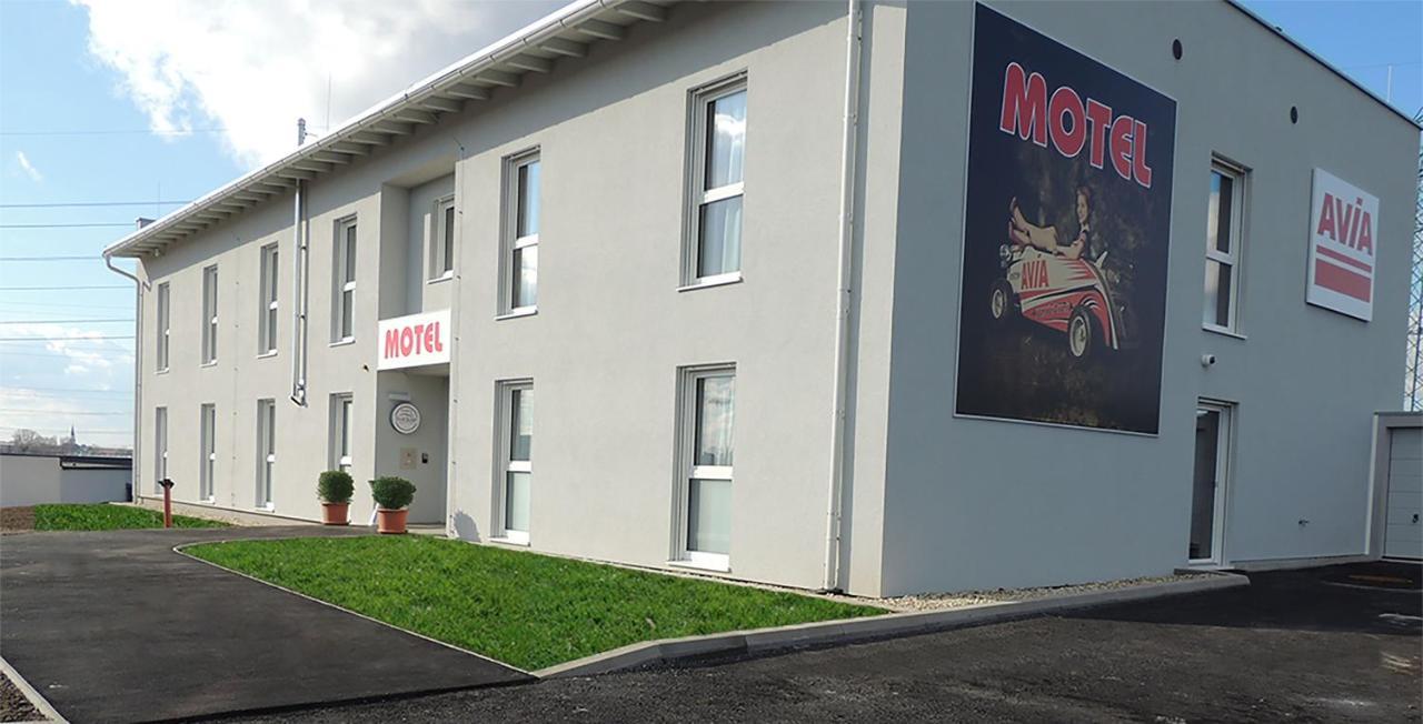 Fairsleep Avia Motel Bisamberg