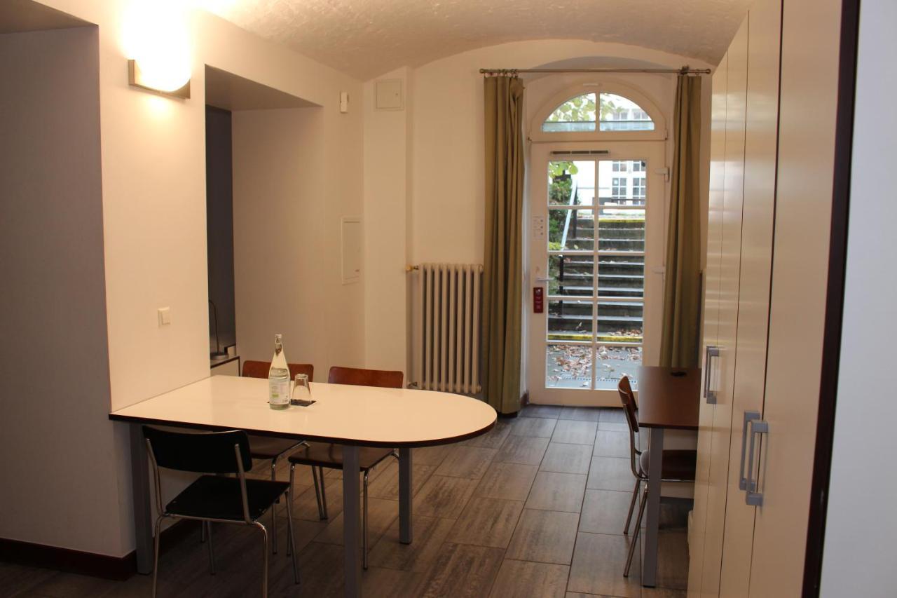Hotel Die Schule 1