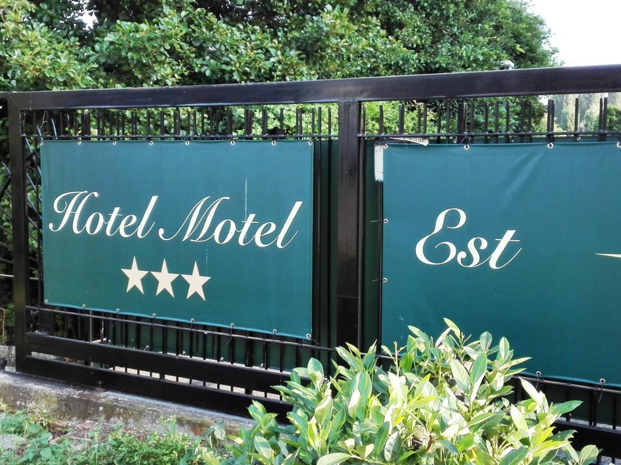 Motel Est (Adults only)