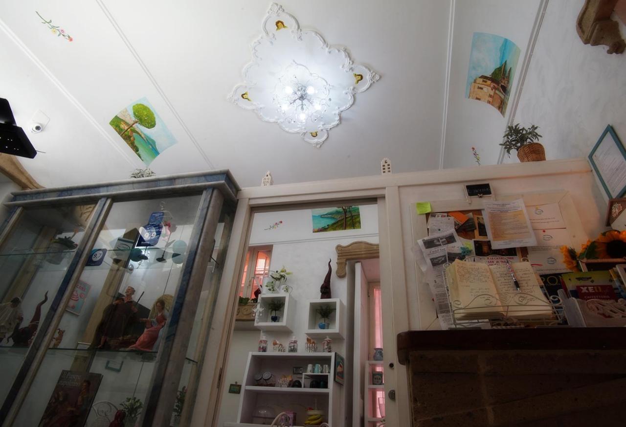 Bed And Breakfast Le Vie di Napoli 1