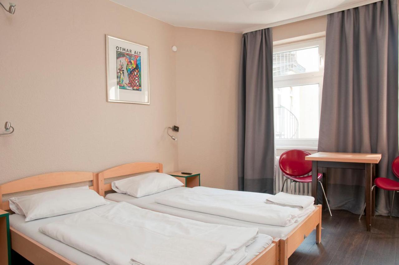 Happy Hotel Berlin 2