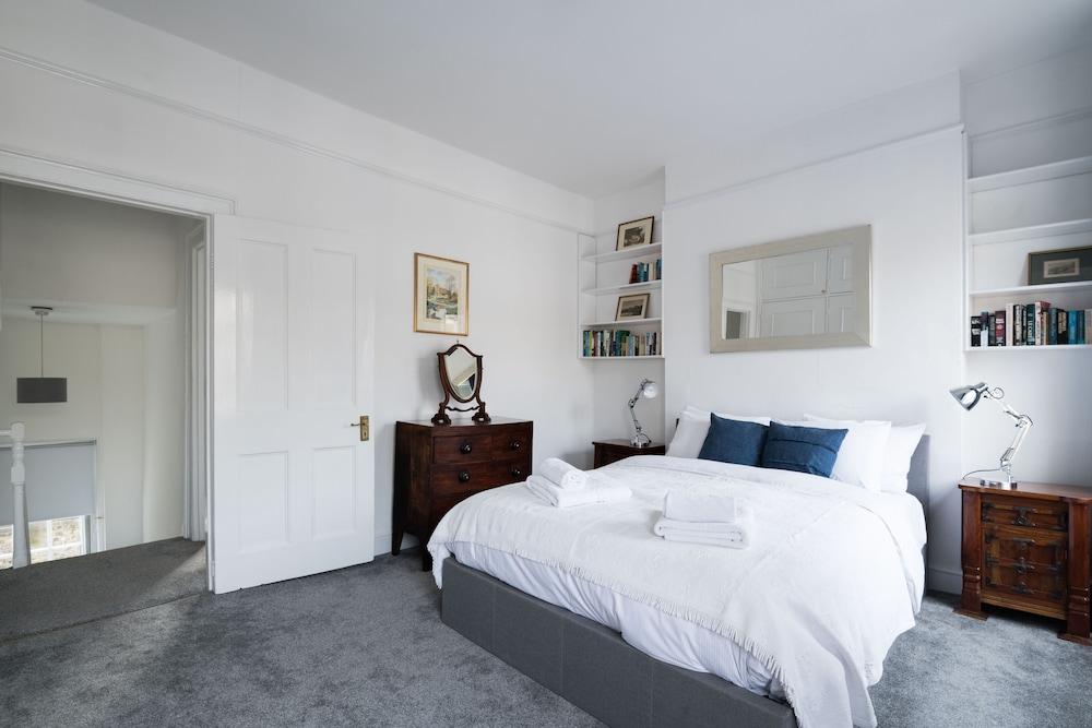 Stylish Sloane Square Home Close To Victoria 2