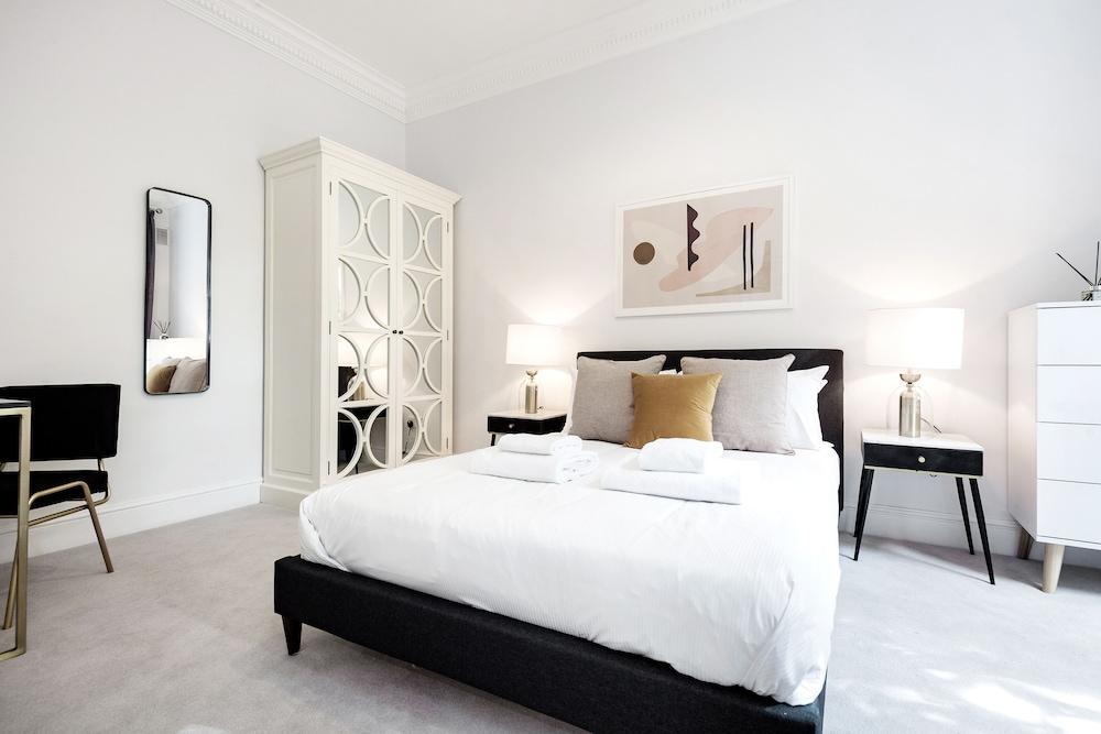 3 Sloane Gardens by Underthedoormat 2