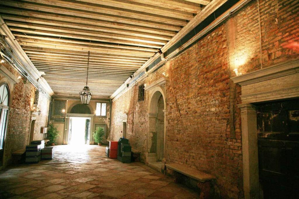 Bellissimo Appartamento in Palazzo Storico 2